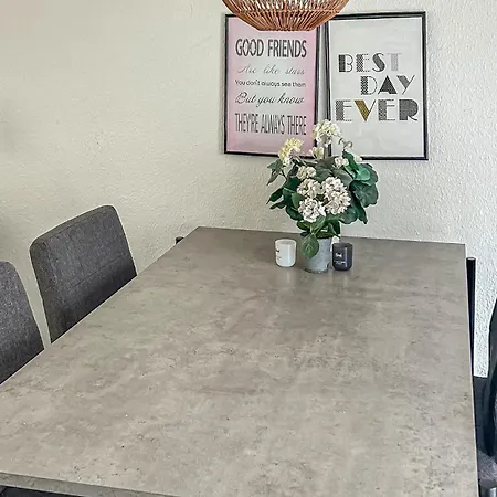 2 Bedroom Lovely In