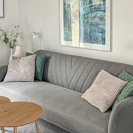 2 Bedroom Lovely In Apartament *